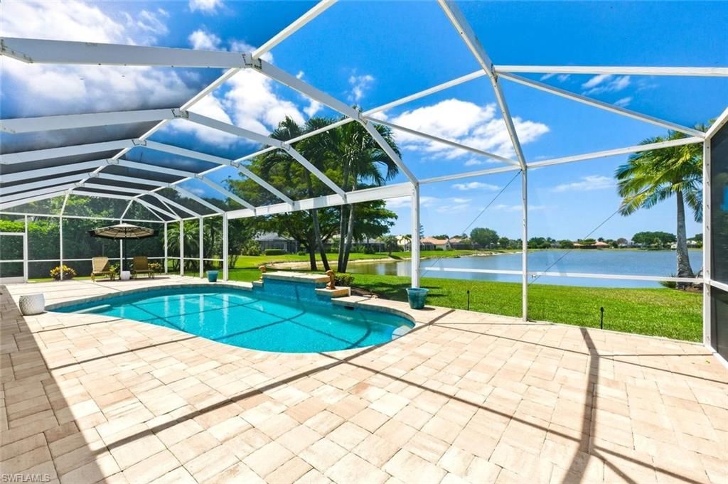 2076 Imperial Cir, Naples, FL 34110 Photo