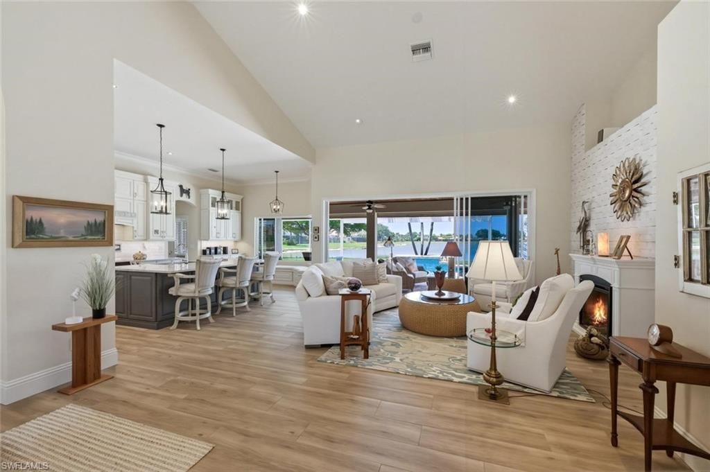 2076 Imperial Cir, Naples, FL 34110 Photo