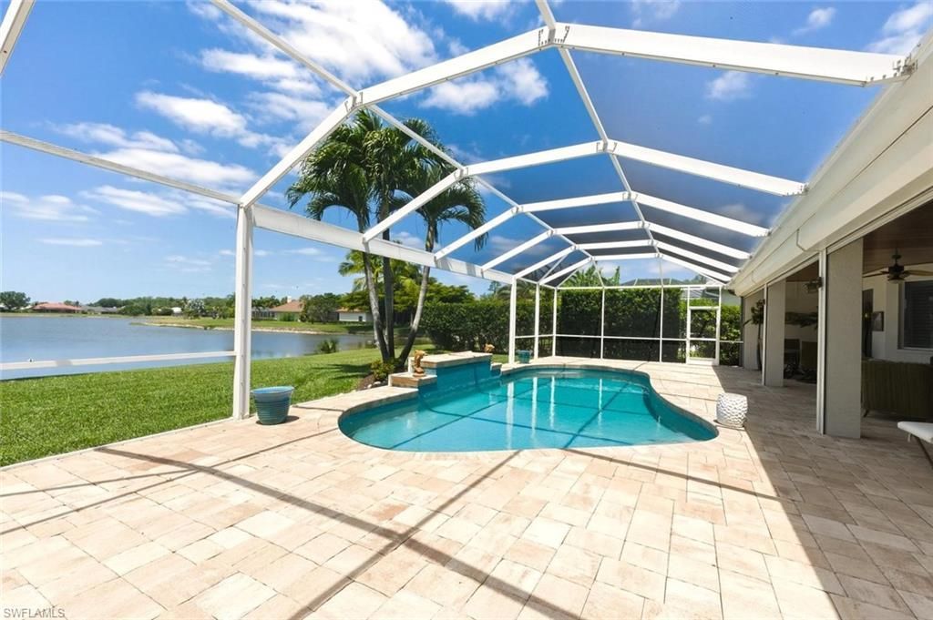 2076 Imperial Cir, Naples, FL 34110 Photo