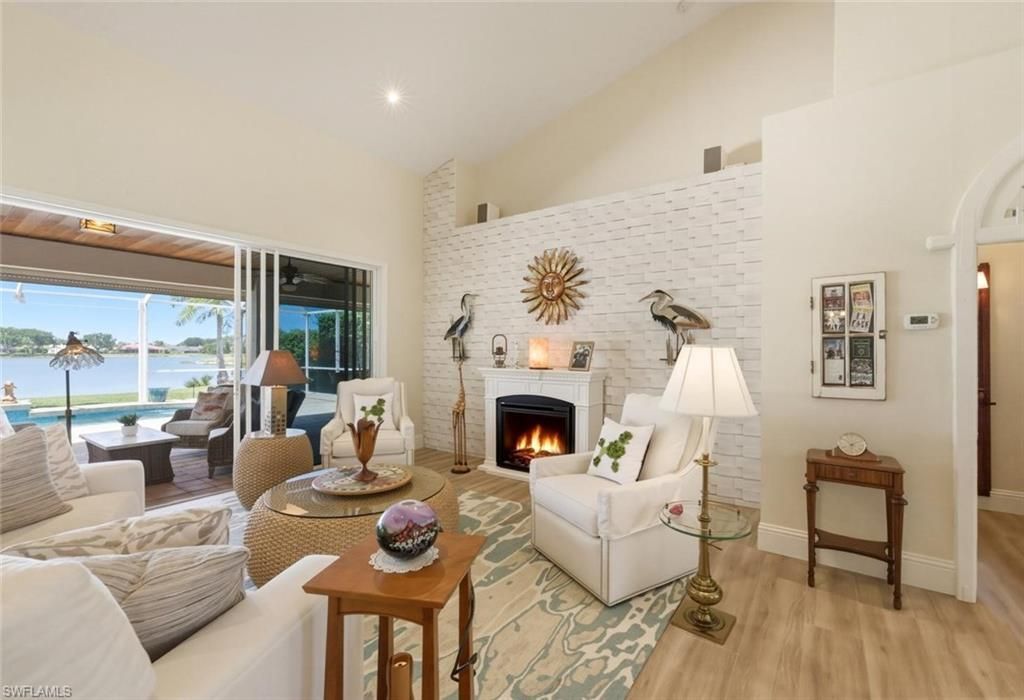 2076 Imperial Cir, Naples, FL 34110 Photo