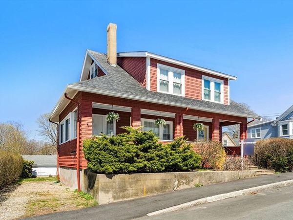 16 Highland Street, Gloucester, MA 01930