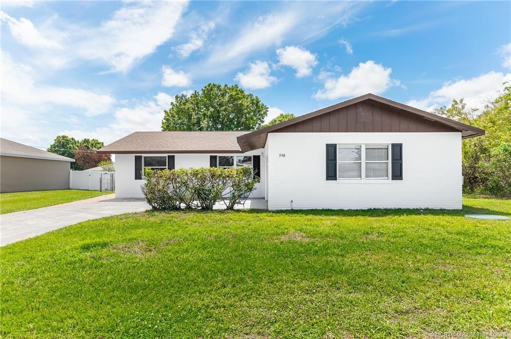 550 SW Prima Vista Boulevard, Port Saint Lucie, FL 34983 Photo