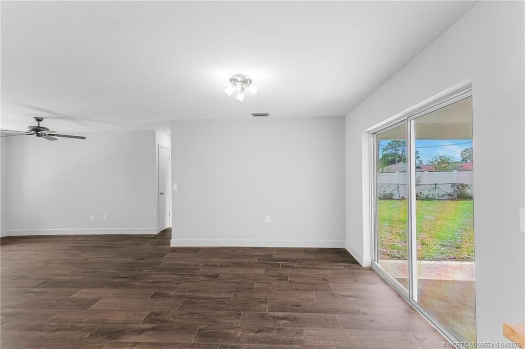 550 SW Prima Vista Boulevard, Port Saint Lucie, FL 34983 Photo