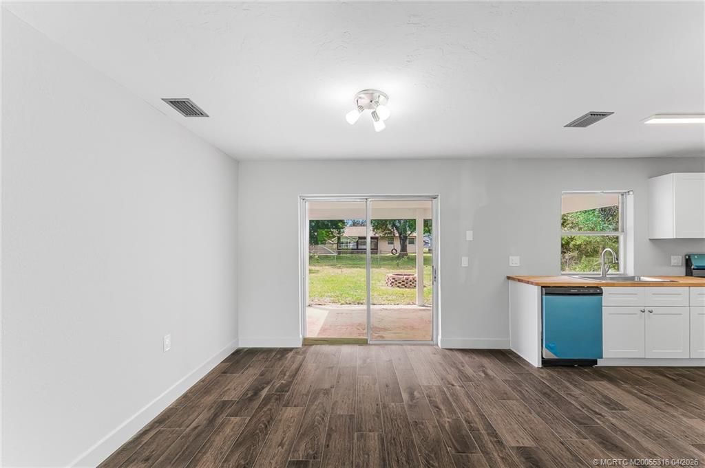 550 SW Prima Vista Boulevard, Port Saint Lucie, FL 34983 Photo