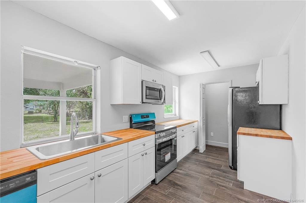 550 SW Prima Vista Boulevard, Port Saint Lucie, FL 34983 Photo