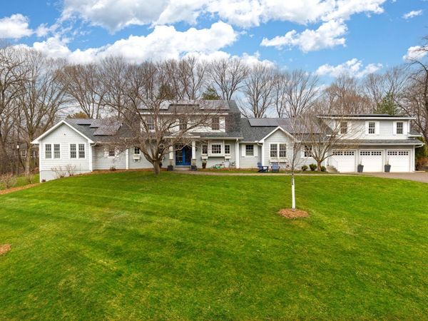 4236 Heathcote Road , Deephaven, MN 55391