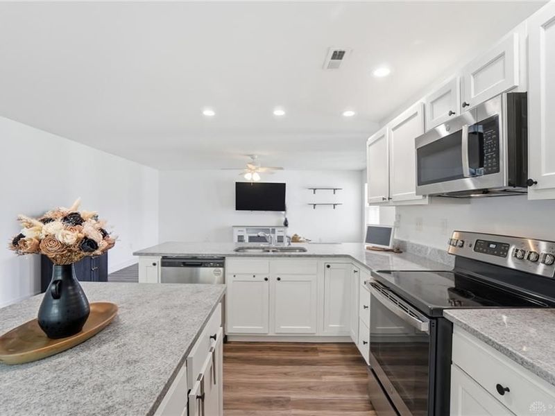 728 E Northern Avenue, Springfield, OH 45503 Photo 12