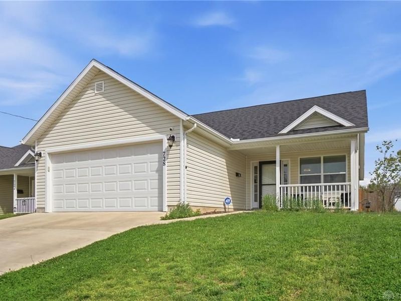 728 E Northern Avenue, Springfield, OH 45503 Photo 2