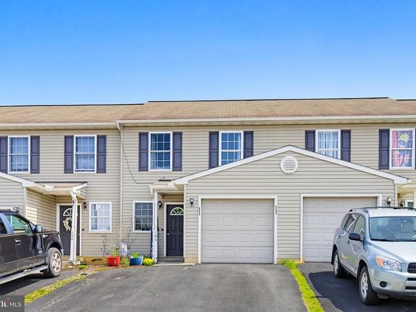 206 RED CEDAR LANE, MARIETTA, PA 17547