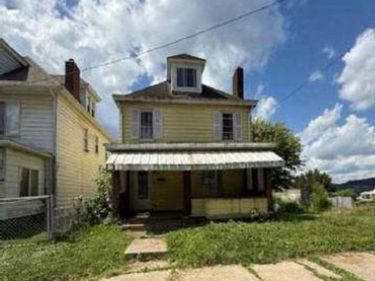 1341 TAYLOR AVENUE, NEW KENSINGTON, PA 15068