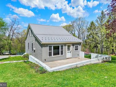 3304 INDIAN ROCK DAM ROAD, YORK, PA 17408