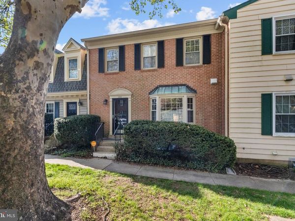 1002 JENNIFER LANE, FALLS CHURCH, VA 22046