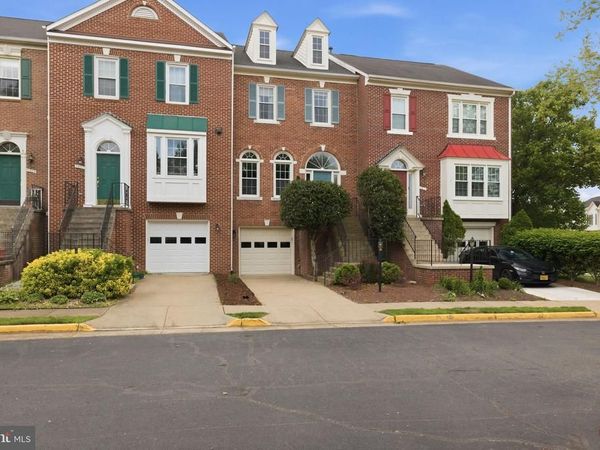 5809 SUMMERLAKE WAY, CENTREVILLE, VA 20120