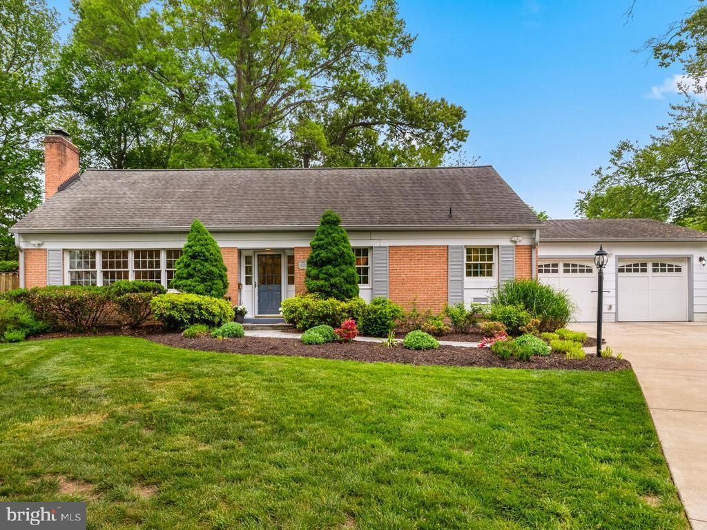 2501 Duxbury Place, Alexandria, VA 22308 Main Photo
