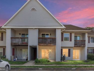 9202 AZURE COURT, Unit 102, MANASSAS, VA 20110