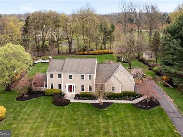 5693 COTTAGEVILLE, DOYLESTOWN, PA 18902