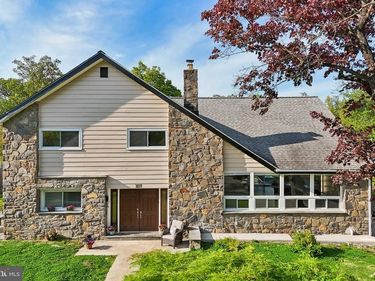 1011 STANFORD DRIVE, WYNNEWOOD, PA 19096