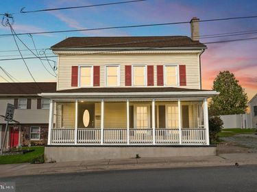 1377 APPLE STREET , EPHRATA, PA 17522