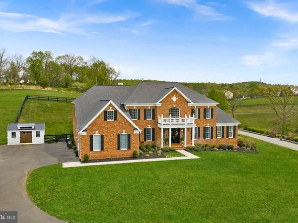15064 BARLOW DRIVE, WATERFORD, VA 20197