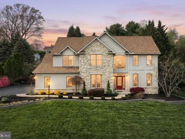 2252 SPANGLER CIRCLE, YORK, PA 17406