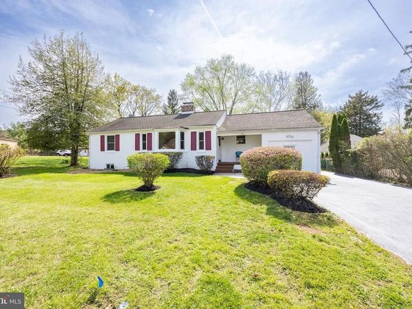 12 WILLOW AVENUE, AUDUBON, PA 19403