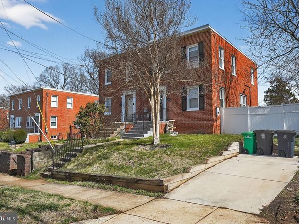 CAPITOL HEIGHTS, MD 20743