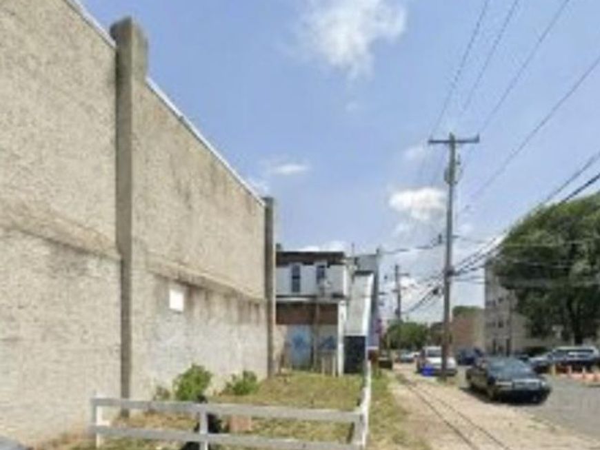 2081 E Orleans Street, Philadelphia, PA 19134 Main Photo