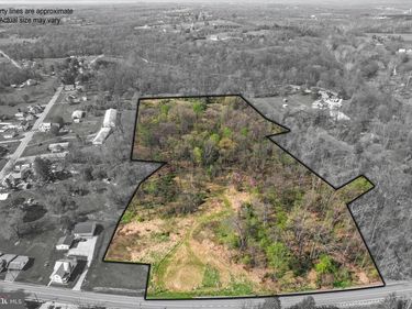 2090 OXFORD ROAD, NEW OXFORD, PA 17350