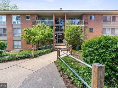 3712 N ROSSER STREET , Unit 102, ALEXANDRIA, VA 22311