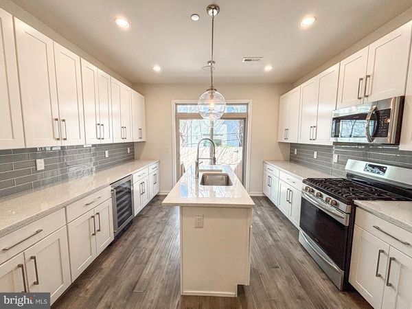 1439 S TAYLOR STREET , PHILADELPHIA, PA 19146