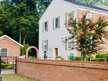 7458 COLTON LANE, MANASSAS, VA 20109