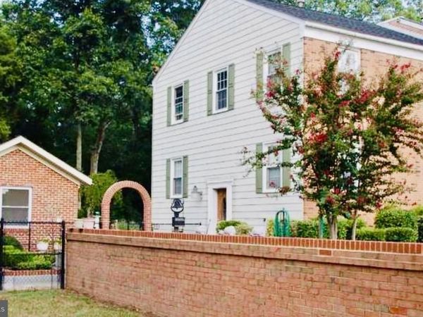 7458 COLTON LANE, MANASSAS, VA 20109