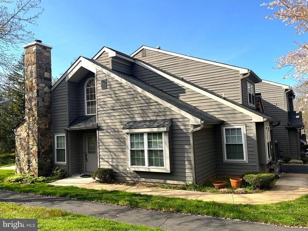 40 H ROXBURY COURT, PRINCETON, NJ 08540