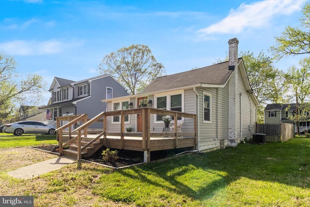 5063 Lerch Drive, Shady Side, MD 20764 Main Photo