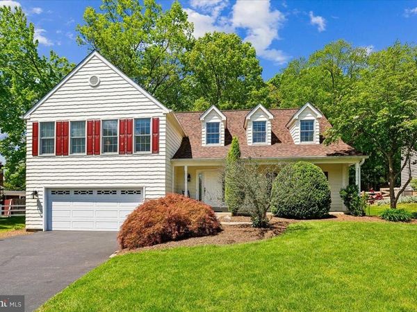 8816 DOVES FLY WAY, LAUREL, MD 20723