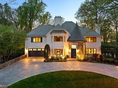 6936 CARMICHAEL AVENUE, BETHESDA, MD 20817