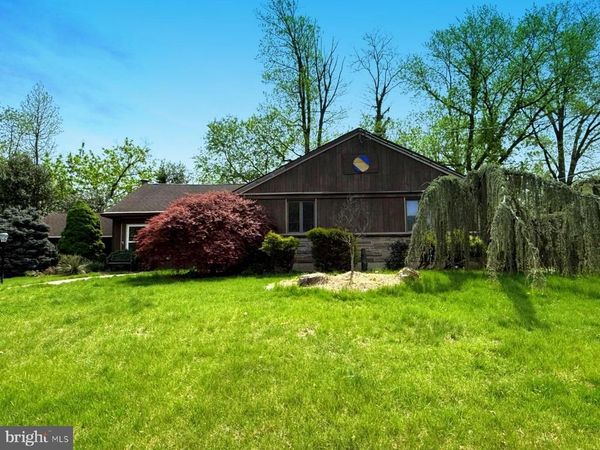 410 NARRAGANSETT DRIVE, CHERRY HILL, NJ 08002