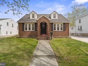 565 GREENWICH AVENUE, PAULSBORO, NJ 08066