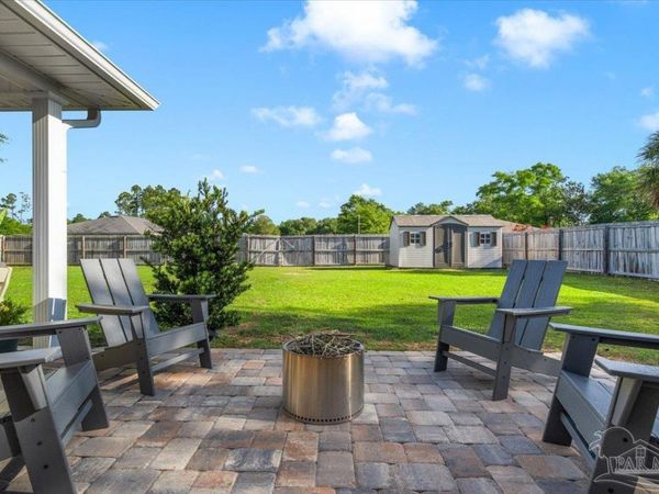 5667 Flume Dr, Pace, FL 32571