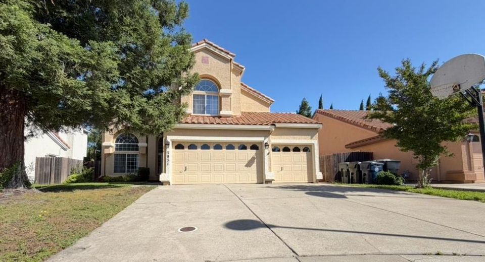 5931 Sternsburg Way, Sacramento, CA 95823 Photo