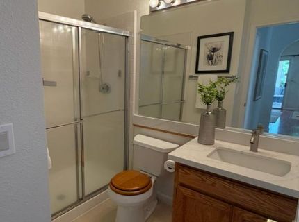 5931 Sternsburg Way, Sacramento, CA 95823 Photo