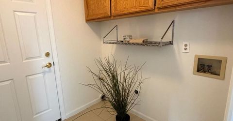 5931 Sternsburg Way, Sacramento, CA 95823 Photo