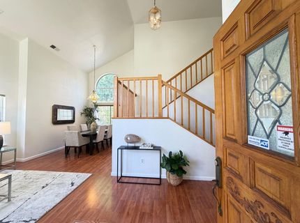 5931 Sternsburg Way, Sacramento, CA 95823 Photo