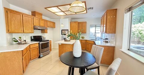 5931 Sternsburg Way, Sacramento, CA 95823 Photo