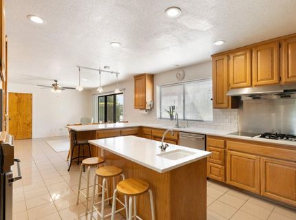 9930 Calvine Rd, Sacramento, CA 95829 Photo