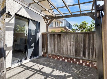 9930 Calvine Rd, Sacramento, CA 95829 Photo