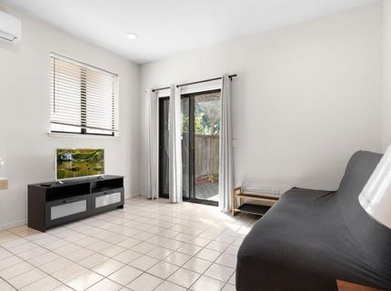 9930 Calvine Rd, Sacramento, CA 95829 Photo