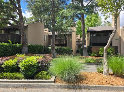 733 Woodside Ln E #12, Unit 12, Sacramento, CA 95825 Photo