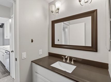 733 Woodside Ln E #12, Unit 12, Sacramento, CA 95825 Photo