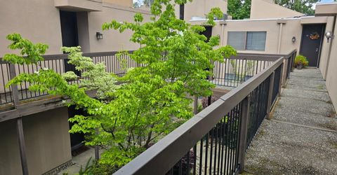 733 Woodside Ln E #12, Unit 12, Sacramento, CA 95825 Photo